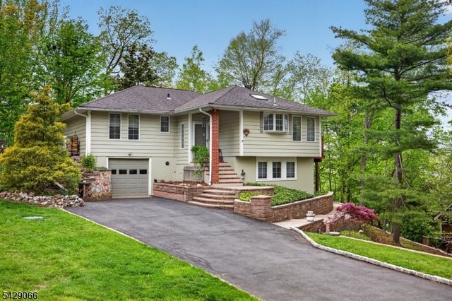 16 Columbus Rd, Sparta Twp., NJ 07871