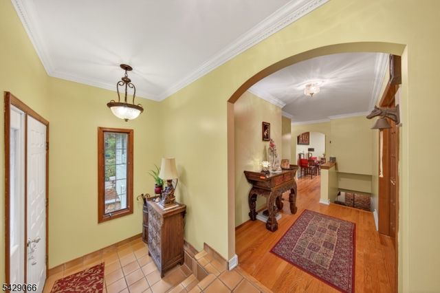 16 Columbus Rd, Sparta Twp., NJ 07871