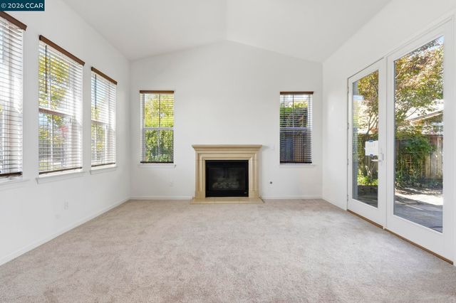 1026 Flagship Dr, Vallejo, CA 94592