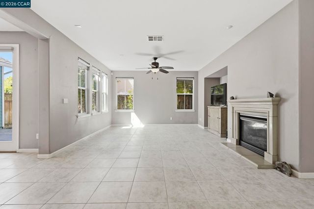 1026 Flagship Dr, Vallejo, CA 94592