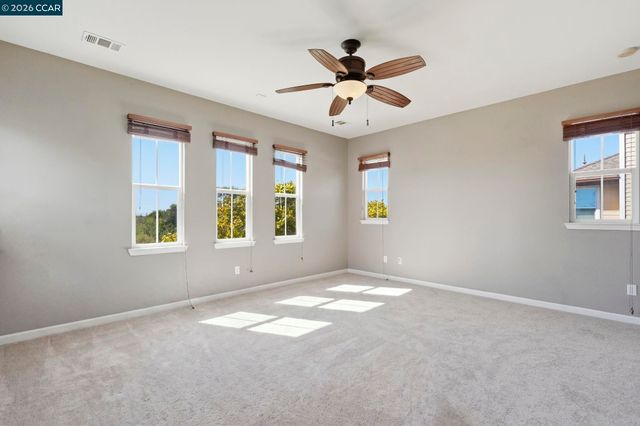1026 Flagship Dr, Vallejo, CA 94592