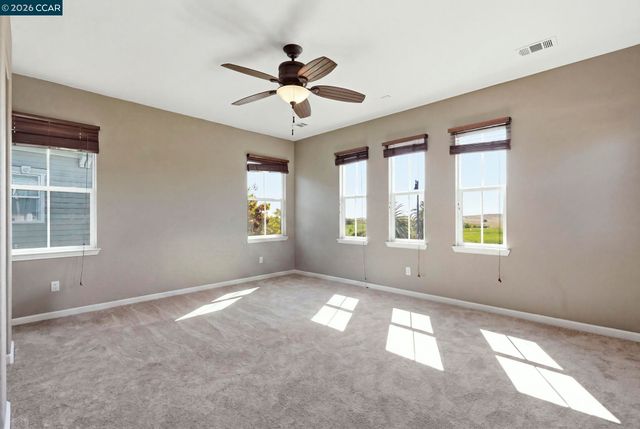 1026 Flagship Dr, Vallejo, CA 94592