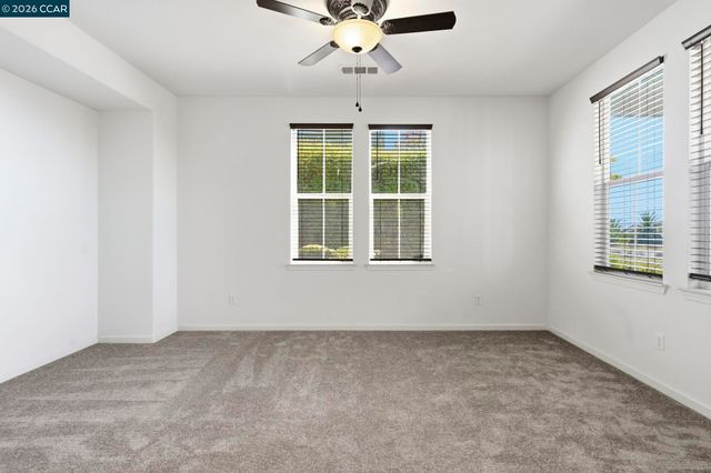 1026 Flagship Dr, Vallejo, CA 94592
