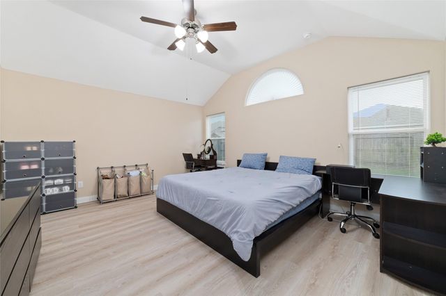 2309 Newton Branch Lane, Pearland, TX 77089