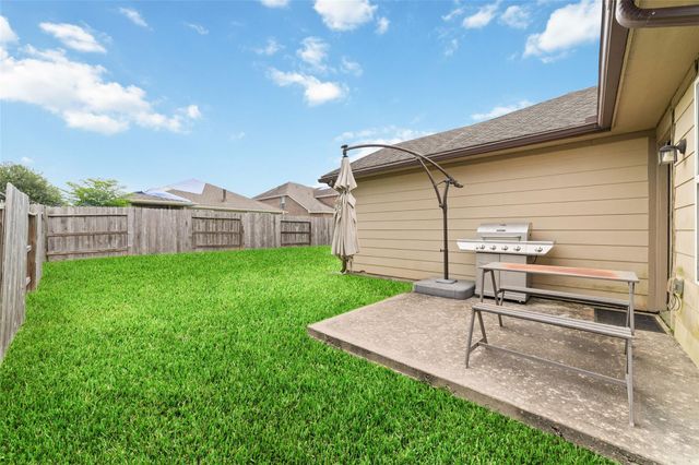 2309 Newton Branch Lane, Pearland, TX 77089
