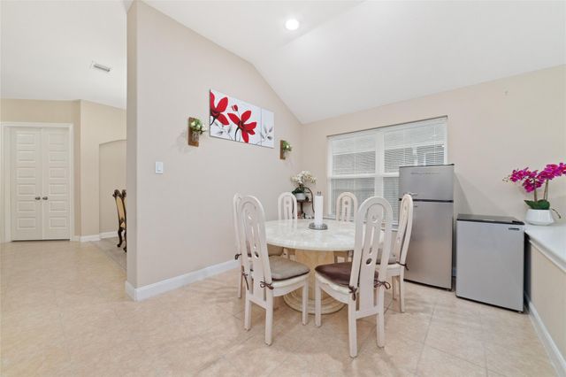 2309 Newton Branch Lane, Pearland, TX 77089