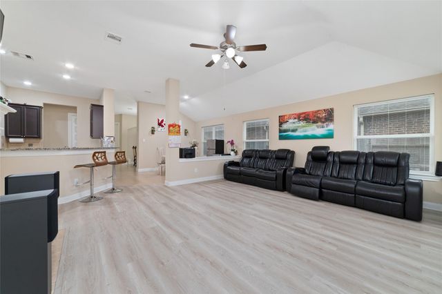 2309 Newton Branch Lane, Pearland, TX 77089