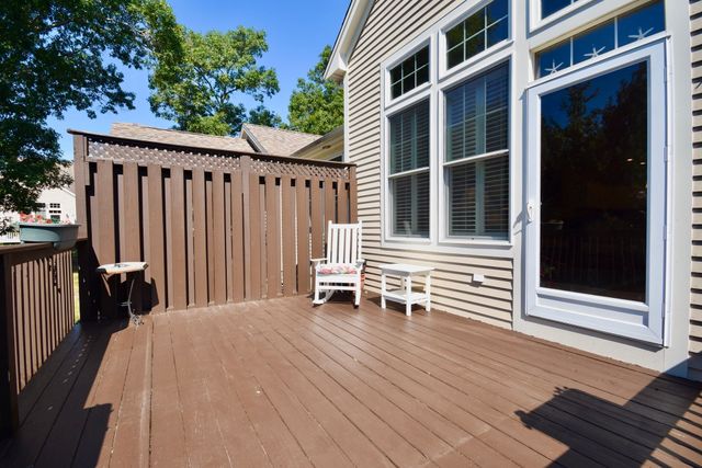 6 Chadwick Ct 6, Mashpee, MA 02649