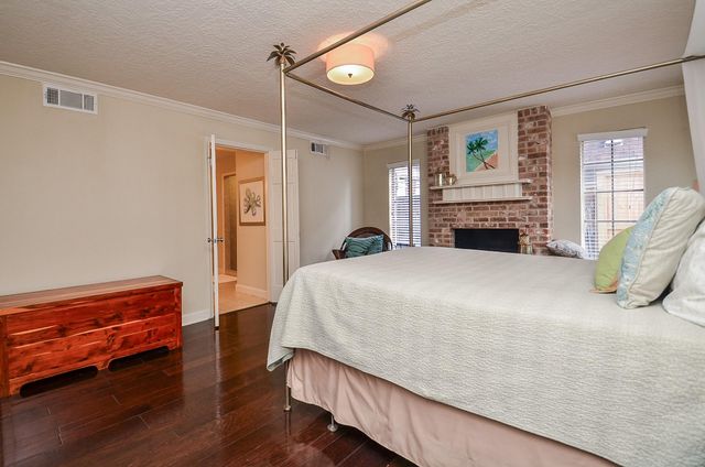 2842 W Pebble Beach Drive, Missouri City, TX 77459