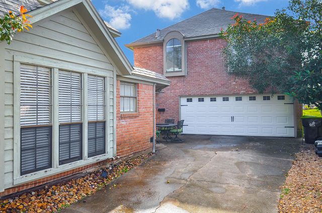 2842 W Pebble Beach Drive, Missouri City, TX 77459