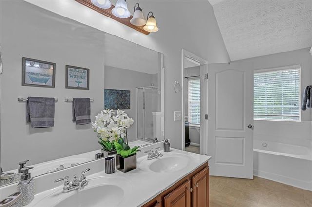 605 Harris Court, Conyers, GA 30012