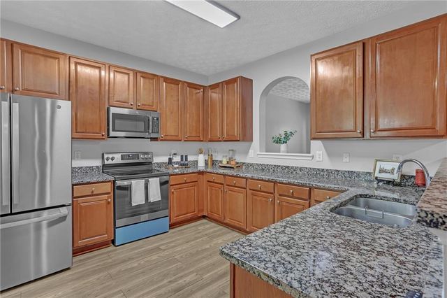 605 Harris Court, Conyers, GA 30012