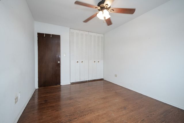 7854 S South Shore Drive 514, Chicago, IL 60649