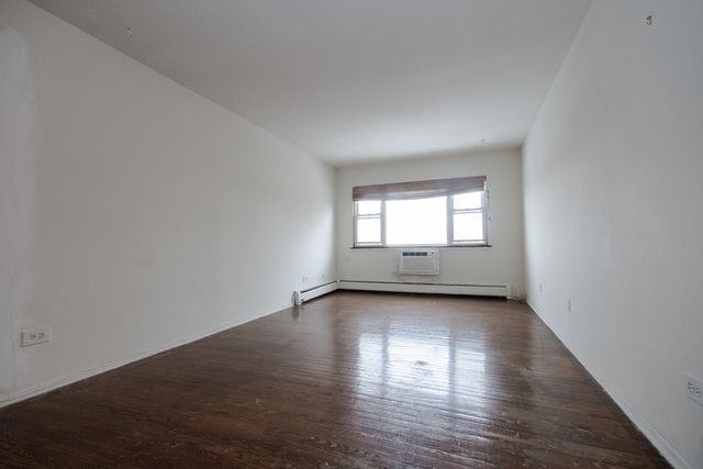 7854 S South Shore Drive 514, Chicago, IL 60649