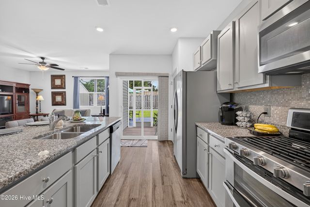 144 Windy Woods Way, Wilmington, NC 28401
