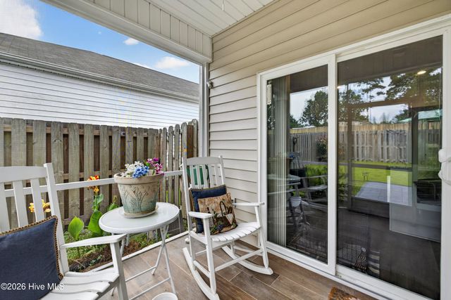 144 Windy Woods Way, Wilmington, NC 28401
