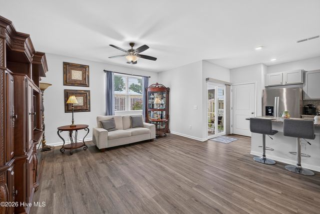 144 Windy Woods Way, Wilmington, NC 28401