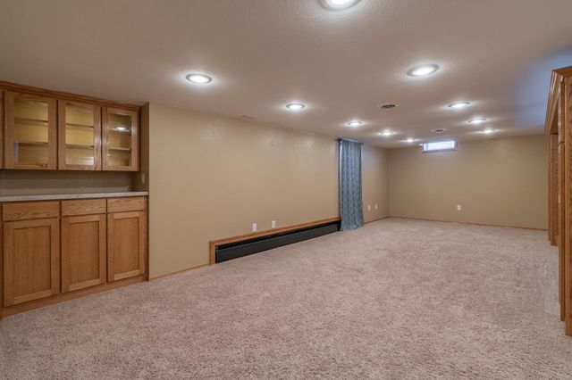 1211 13th Avenue SW, Willmar, MN 56201