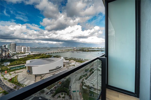 398 NE 5th St 2602, Miami, FL 33132