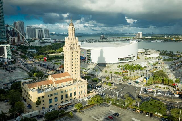 398 NE 5th St 2602, Miami, FL 33132