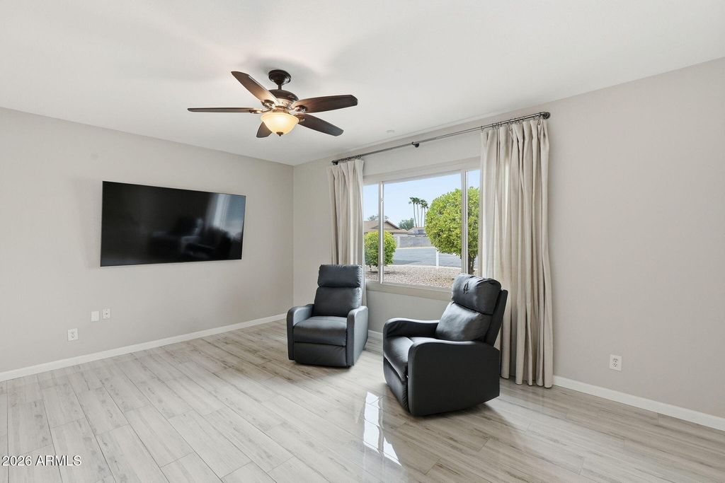 5257 W ACAPULCO Lane, Glendale, AZ 85306 — photo 5