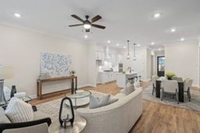 468 Buckwood Ave, Thompsons Station, TN 37179