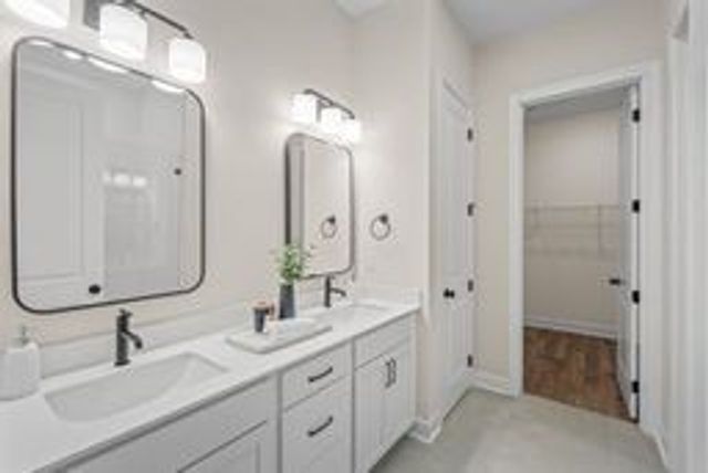 468 Buckwood Ave, Thompsons Station, TN 37179