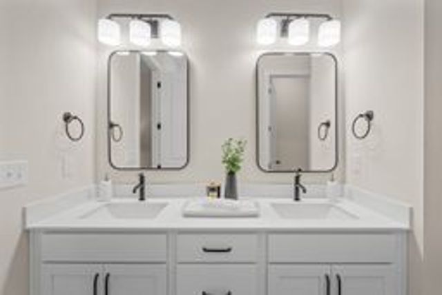 468 Buckwood Ave, Thompsons Station, TN 37179