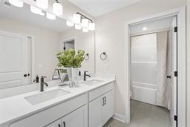 468 Buckwood Ave, Thompsons Station, TN 37179