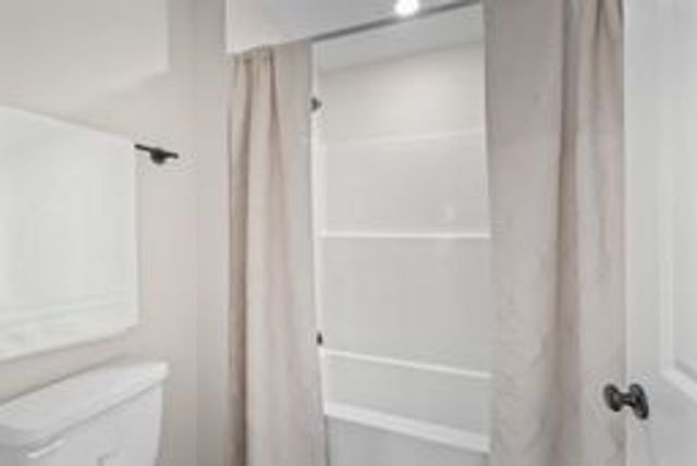 468 Buckwood Ave, Thompsons Station, TN 37179