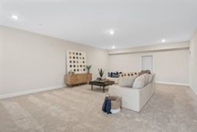 468 Buckwood Ave, Thompsons Station, TN 37179