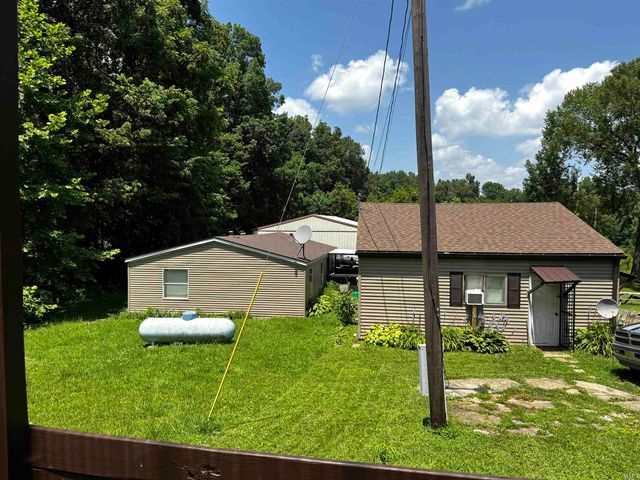 4005 Texas Pike Road, Spencer, IN 47460