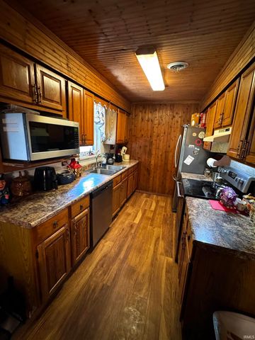 4005 Texas Pike Road, Spencer, IN 47460