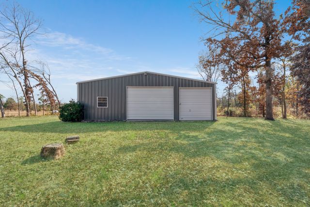 201 County Road 35930, Powderly, TX 75473