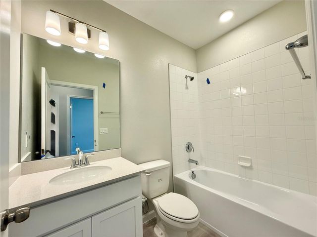 4715 CAMPSITE LOOP, Orlando, FL 32824