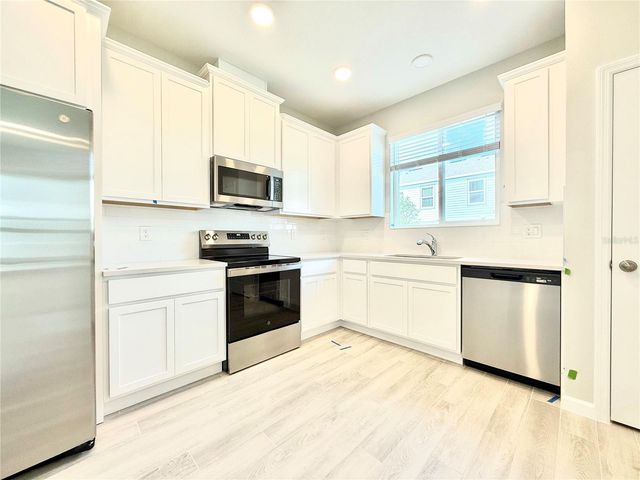 4715 CAMPSITE LOOP, Orlando, FL 32824