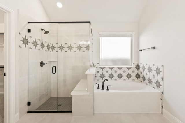 340 Alina Street, Burleson, TX 76028