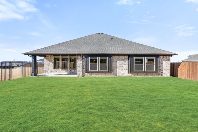 340 Alina Street, Burleson, TX 76028