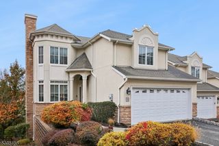 28 Metzger Dr 28, West Orange Twp., NJ 07052