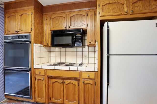 2917 Estate Dr, Stockton, CA 95209