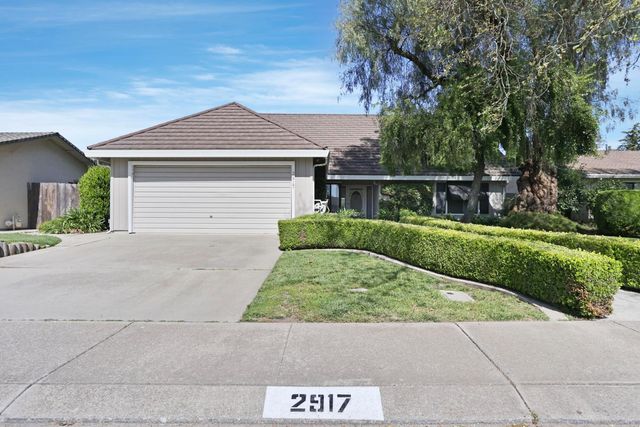 2917 Estate Dr, Stockton, CA 95209
