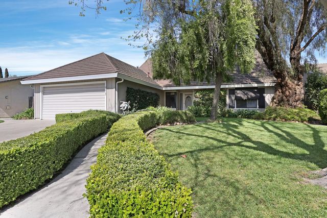 2917 Estate Dr, Stockton, CA 95209