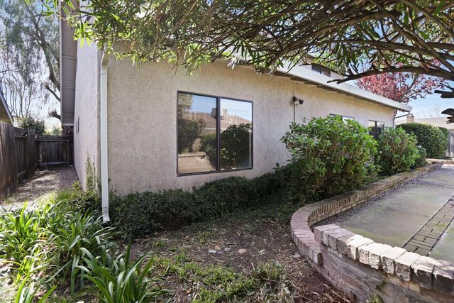 2917 Estate Dr, Stockton, CA 95209