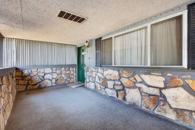 2060 Hamill Road, Hixson, TN 37343