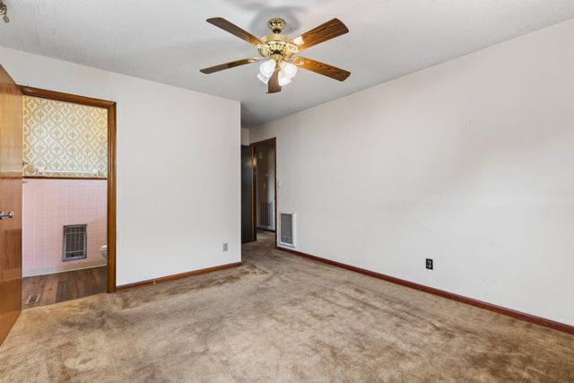 2060 Hamill Road, Hixson, TN 37343