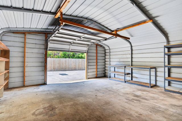 2060 Hamill Road, Hixson, TN 37343