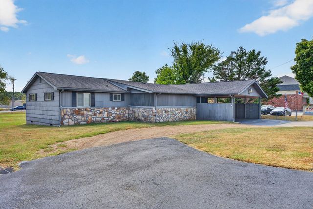 2060 Hamill Road, Hixson, TN 37343