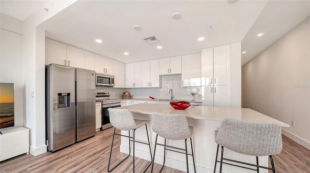 1703 N TAMIAMI TRAIL 511, Sarasota, FL 34234