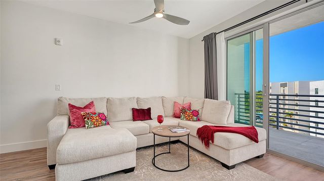 1703 N TAMIAMI TRAIL 511, Sarasota, FL 34234