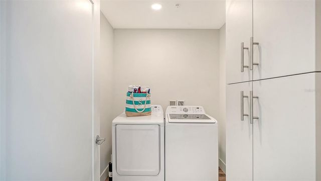 1703 N TAMIAMI TRAIL 511, Sarasota, FL 34234